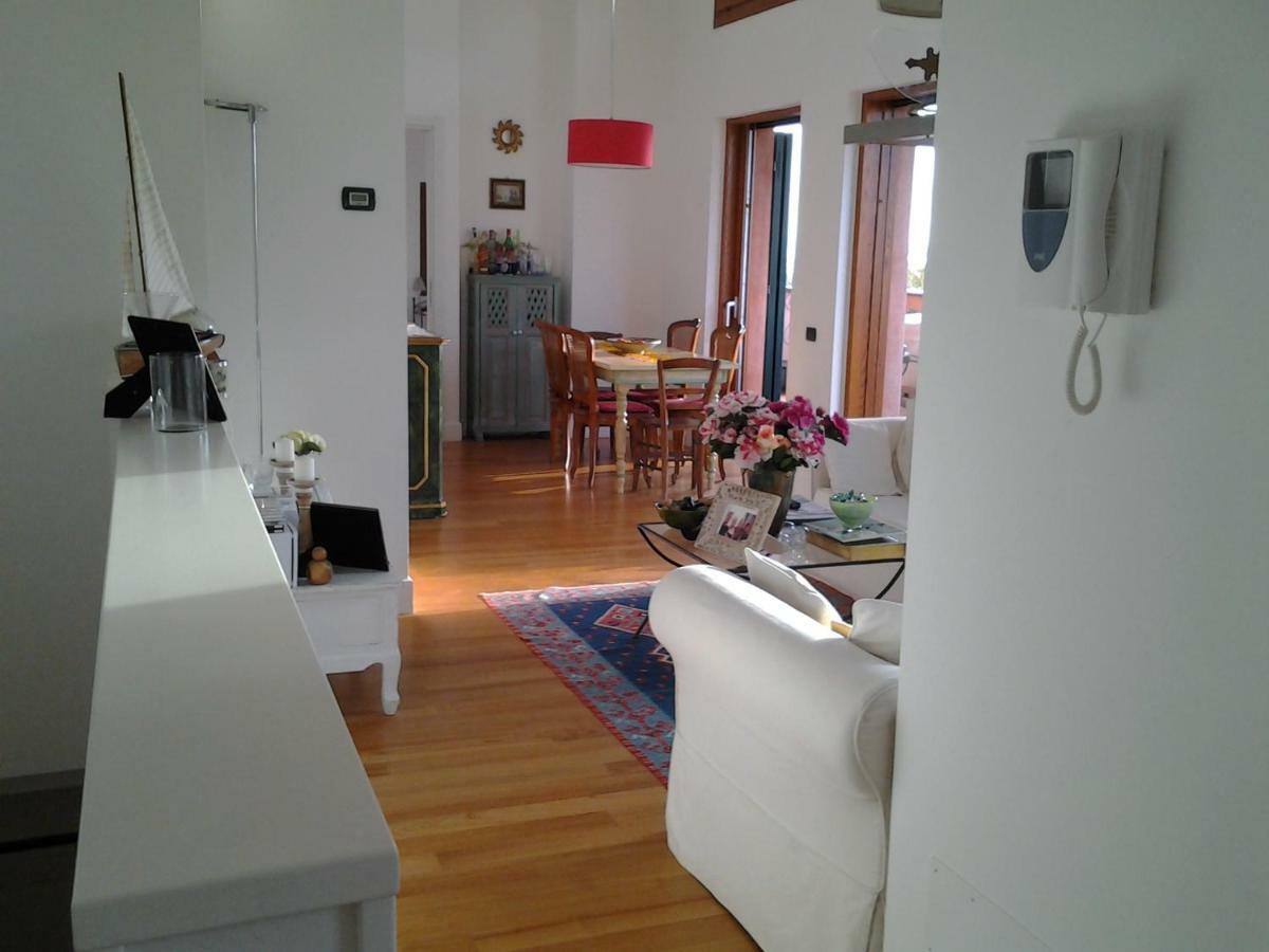 Attico Con Vista Spettacolare Cogoleto Villa Exterior photo